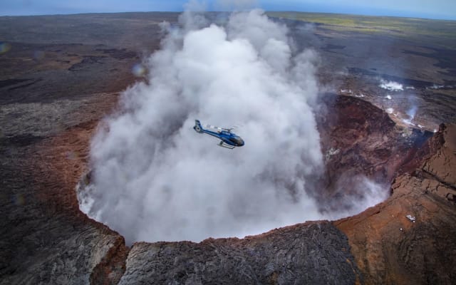 Big Island Volcano Helicopter Tour & Hilo Day Trip