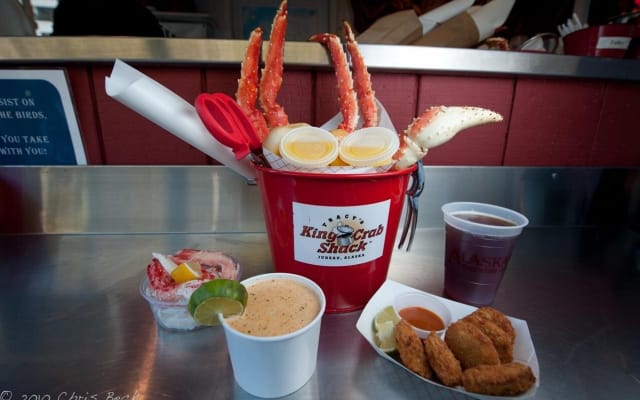 Juneau Whale Watching & Crab Feast