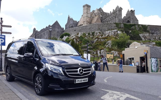 Rock of Cashel, Cahir & Blarney Castle Private Luxury Day Tour 