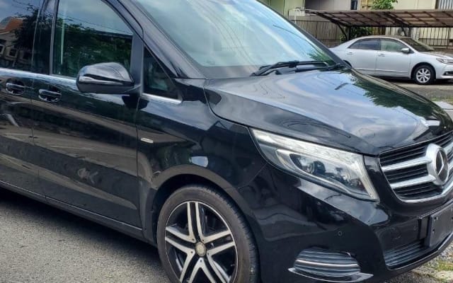 Dublin To Ennis Co Clare Private Luxury MPV Transfer