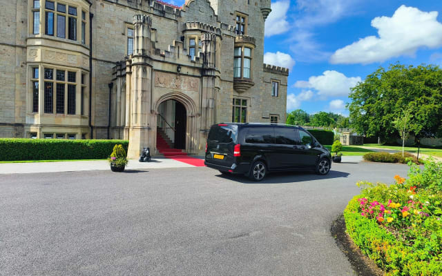 Giants Causeway Tour from Belfast in luxury 7 seater