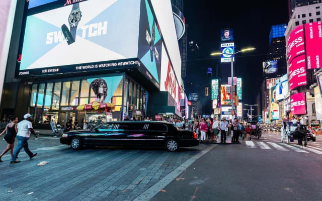 Private NYC tour by stretch limousine, choose 3 or 5-hour options