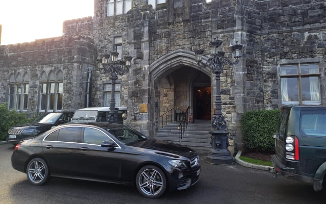 Ashford Castle to Dromoland Castle Private Premium Car Services