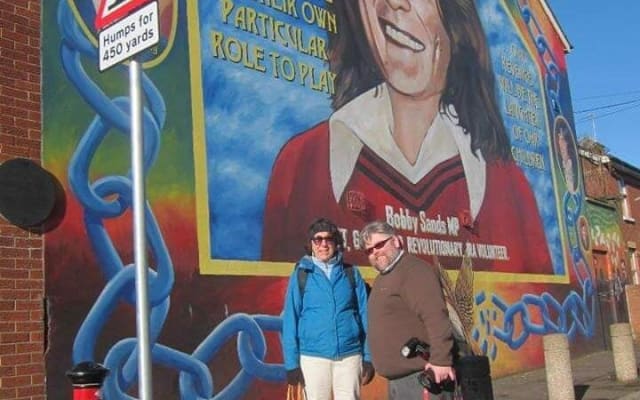 Official World Famous Belfast Taxi Tour ™