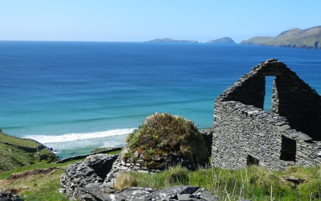 Private Full-Day Tour to Dingle and Slea Head