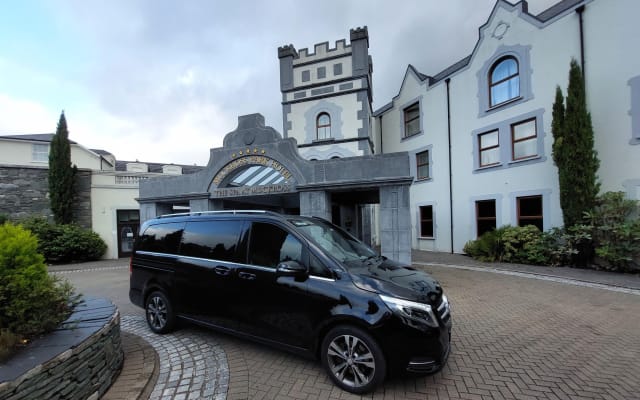 Muckross Park Hotel & Spa to Dublin Airport Premium Car Service
