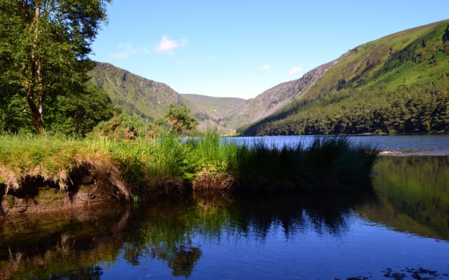 Kilkenny City, Wicklow Mountains, Glendalough Day Tour From Dublin