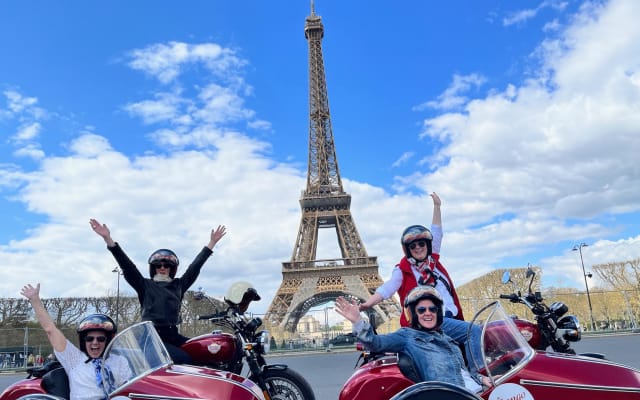 Paris Private Sidecar Tour: Monuments Experience