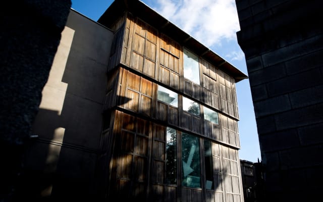 Trinity Trails Literary Walking Tour & Oscar Wilde Show