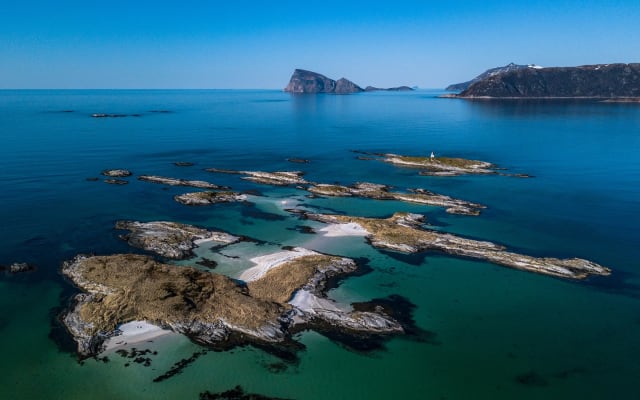 Tromsø: Arctic Fjord Adventure to Sommarøy Tour
