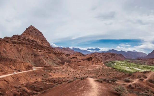 Excursión a Cafayate, Tierra de Vinos y Quebradas