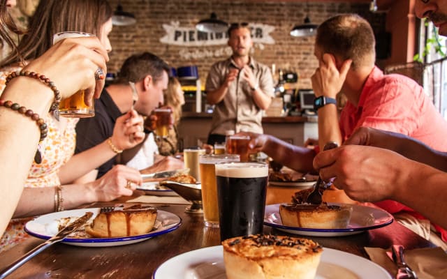 Eating London: Twilight Soho Food Tour with Drinks 
