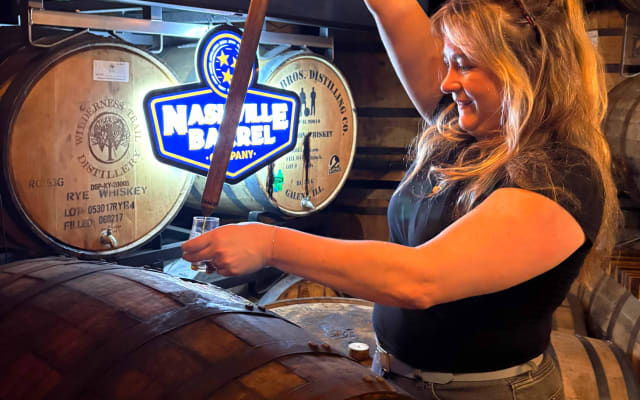 Beer, BBQ, and Bourbon Tour: Nashville Bus Tour