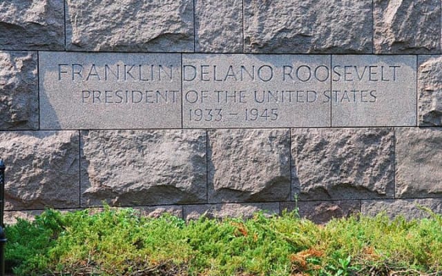 Washington DC: Tidal Basin Memorial Walking Tour