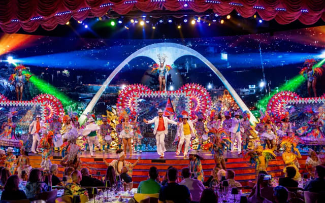 Roxy Dinner Show en Copacabana desde Río de Janeiro