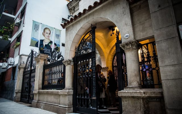 Museo Evita Self-Guided Tour with Breakfast