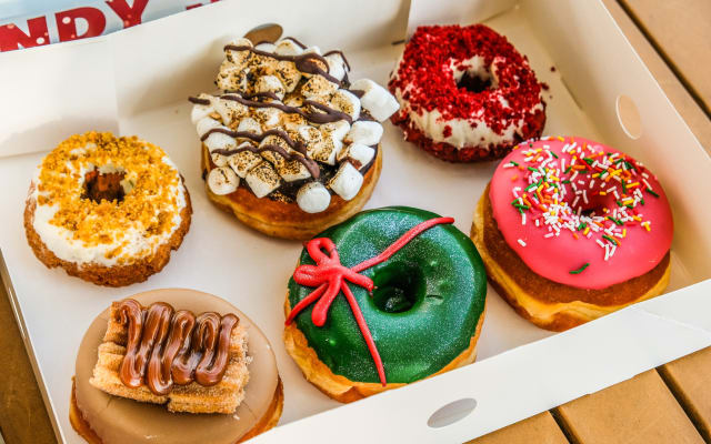 Santa Monica Holiday Donut & Walking Tour