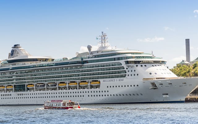 Stockholm Hop-On Hop-Off Boat