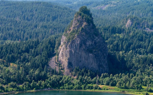 Beacon Rock Gorge Helicopter Tour