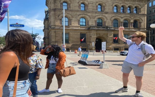 Best of Ottawa Small Group Walking Tour