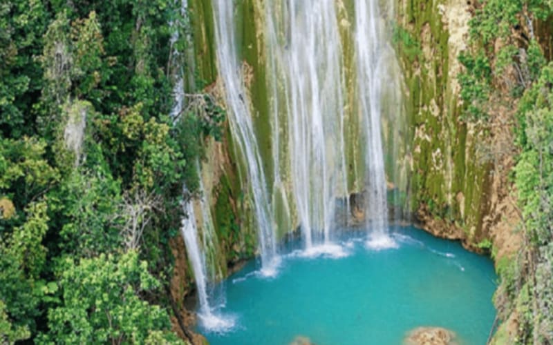 Discovering Samaná: Islands and Waterfalls - main image