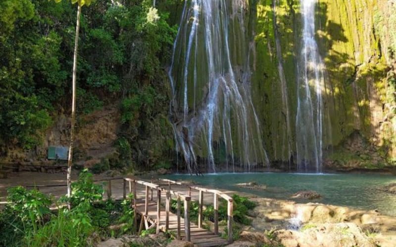 Dominican Republic: El Limón Waterfall Horseback Riding Tour - main image