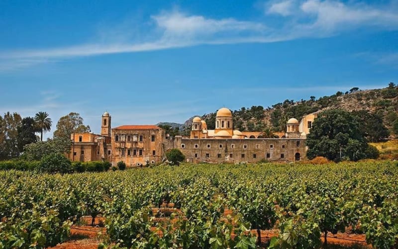 The secrets of the Cretan monastery wines - main image