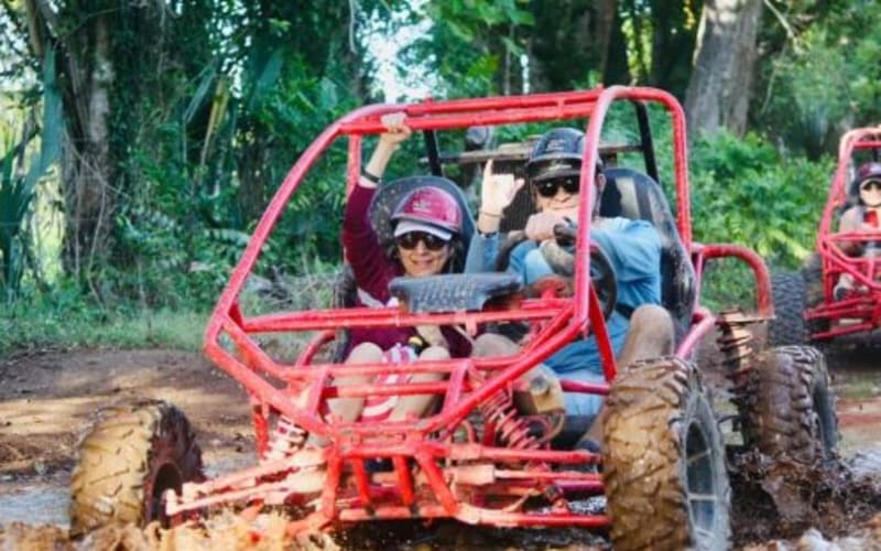 Da Bayahibe: Tour di mezza giornata in ATV o Buggy 4x4 a La Romana - main image