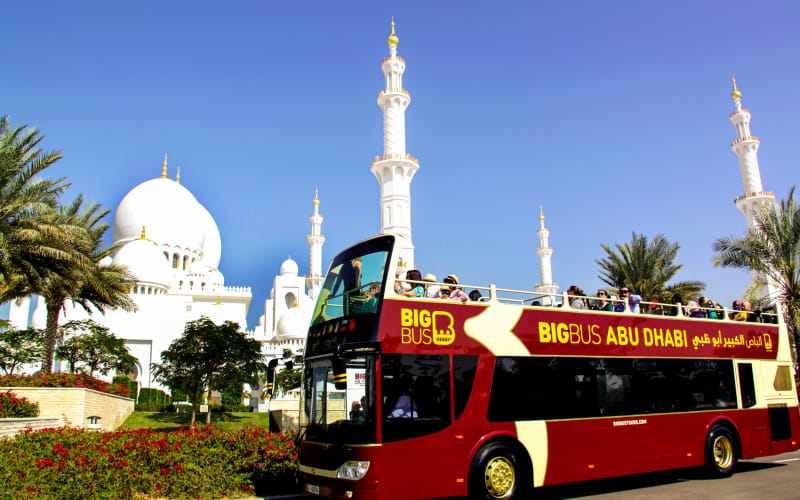 Discover Abu Dhabi: 24hr Hop-On Hop-Off Sightseeing Bus Tour - main image