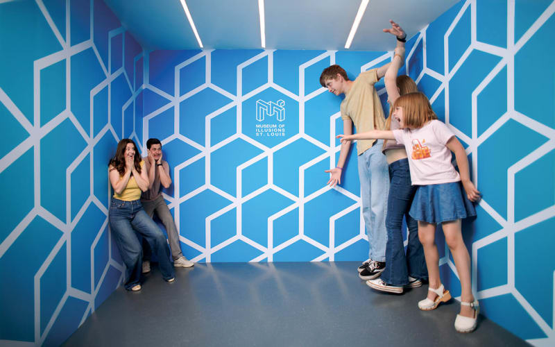 Museum of Illusions St. Louis - main image