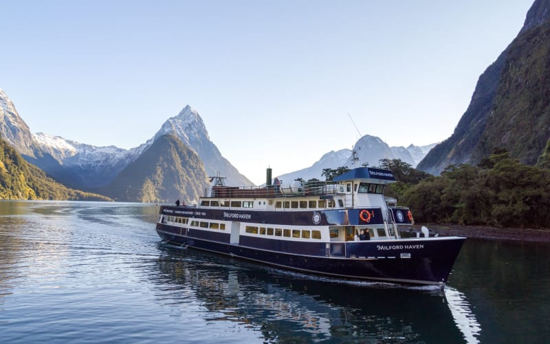From Queenstown: Milford Sound Cruise and Coach Day Trip - main image