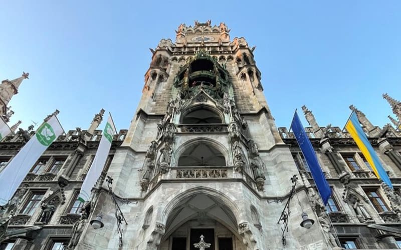 Explore Munich: 48hr Hop-On Hop-Off Bus Tour - City Centre and Olympiapark Routes - main image