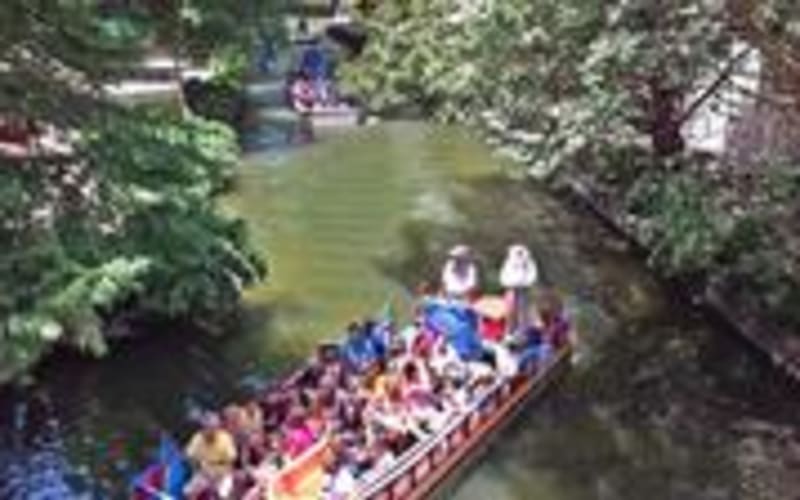 San Antonio River Walk Cruise, Hop-On Hop-Off Tour and Tower of the Americas Package - main image