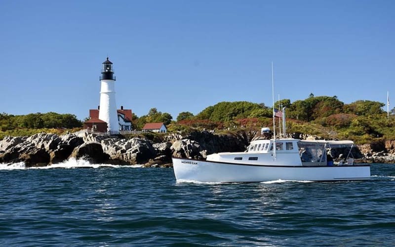 Private Lighthouse Sightseeing Charter on a Vintage Lobster Boat - main image