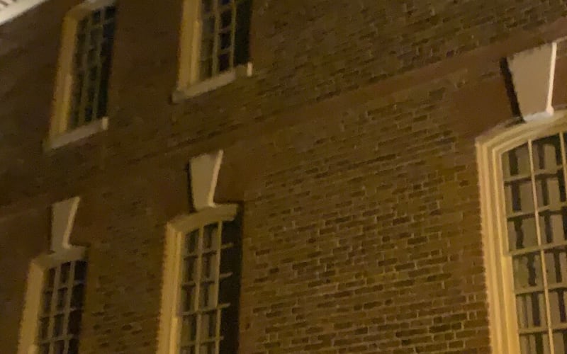 Yorktown Hallowed Ground Candlelight Walking Tour - main image