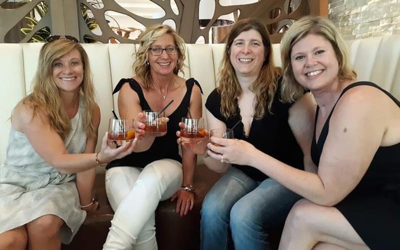 Thirsty Thursdays Tour (cocktails and appetizers) - main image