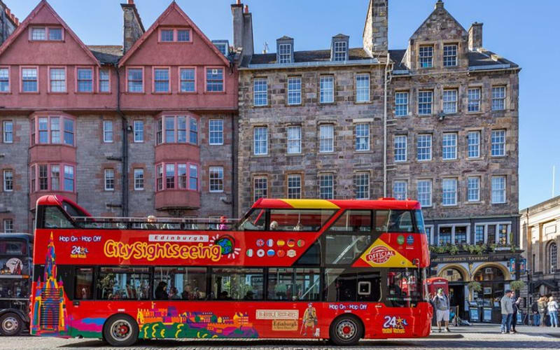 City Sightseeing Edinburgh Hop-On Hop-Off Bus Tour - main image