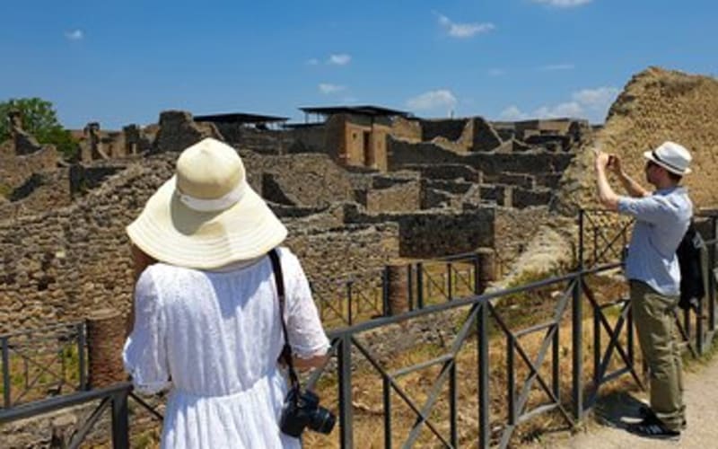 Private Transfer from Naples to Sorrento with Guided tour in Pompeii - main image