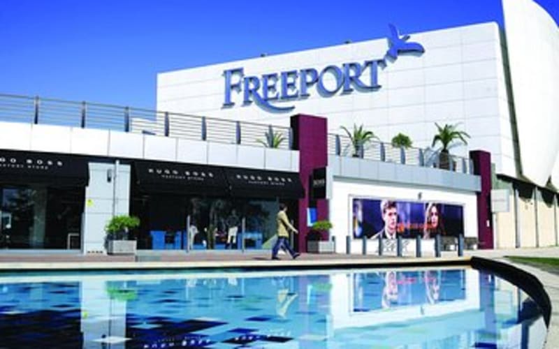 Freeport Outlet Shopping from Lisbon - main image