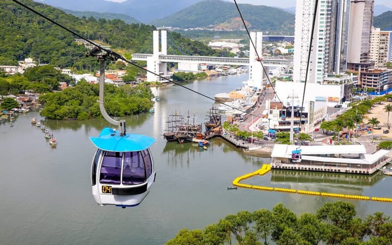 Day tour in Balneário Camboriú and Unipraias Park with Cable Cars - main image