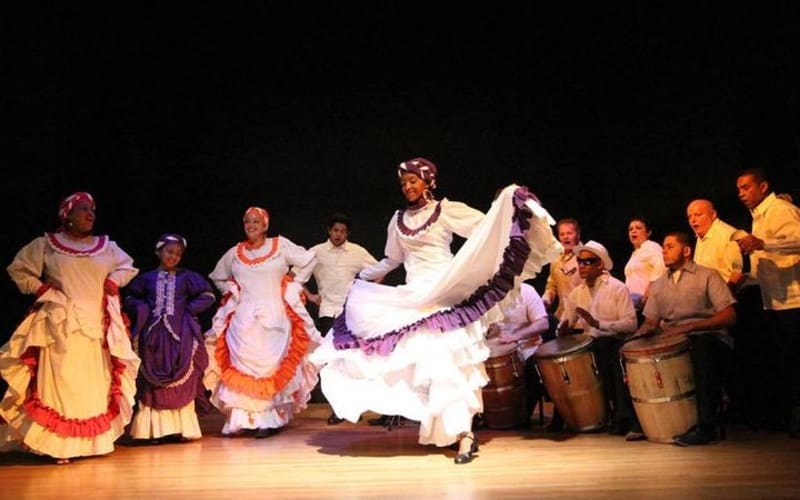 Baila Conmigo - main image