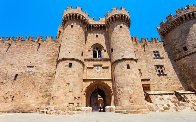 The Palace of the Grand Master: Skip-The-Line e-Ticket with Audio Tour on Phone - main image