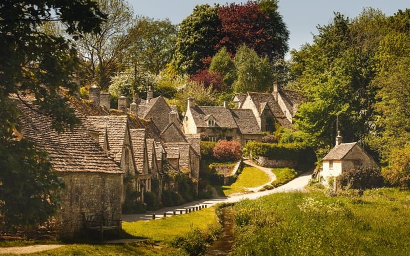 Oxford and Traditional Cotswolds Villages Small-Group Day Tour from London - main image