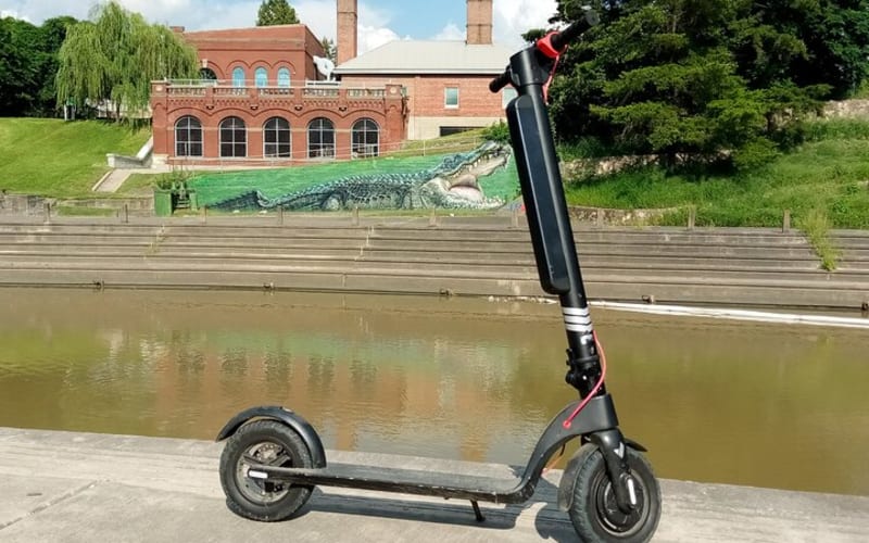 Small-Group Interactive E-Scooter MORNING Tour in Buffalo Bayou Park - main image