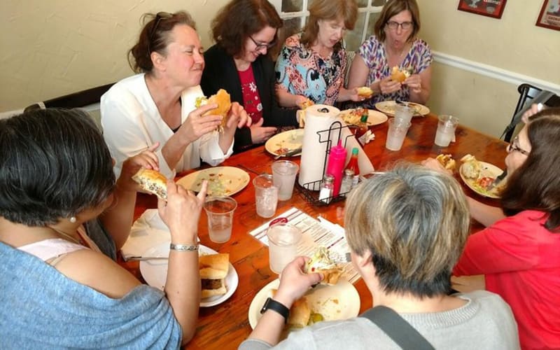 New Orleans Weekend Garden District Food & History Tour  - main image