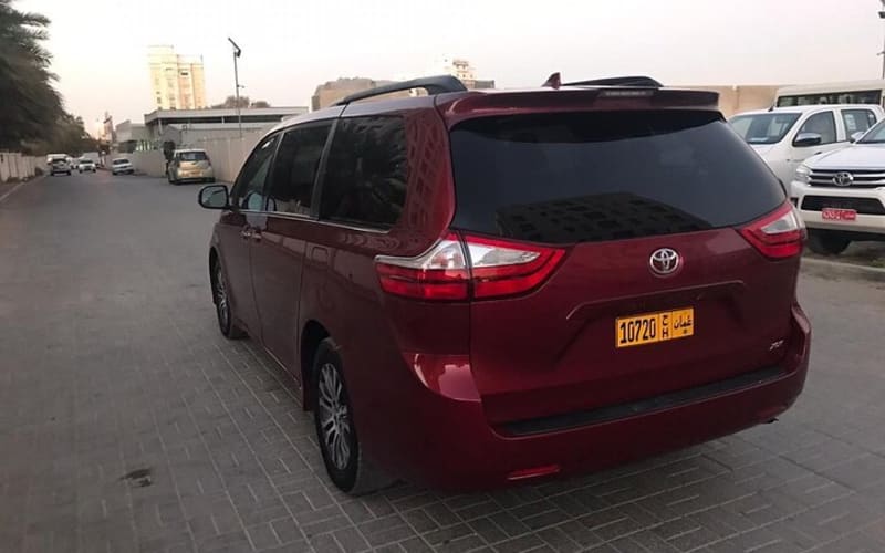 Private Transportation from Muscat to Dubai - main image