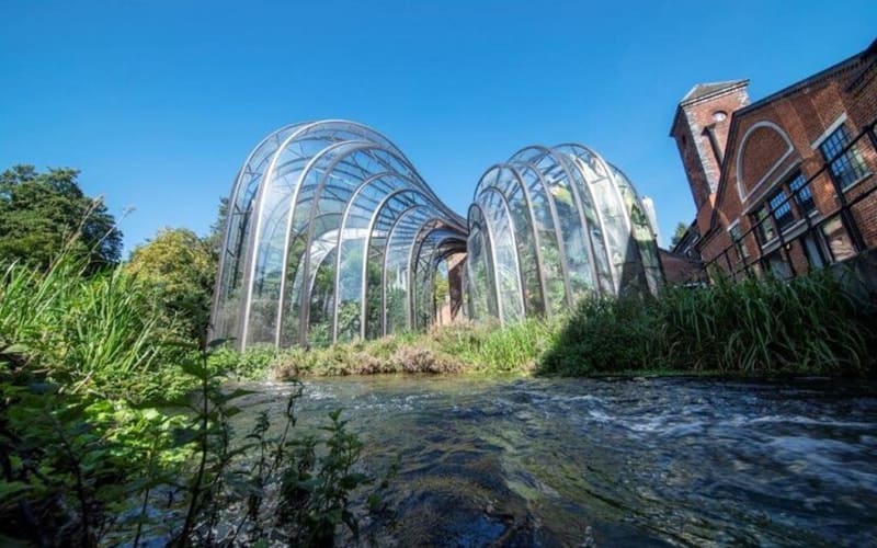 Bombay Sapphire Distillery Tour and Cocktail Ticket - main image