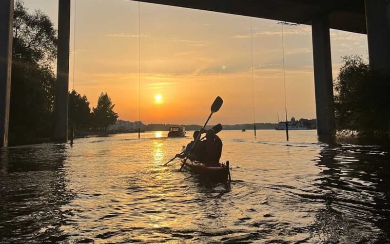 Sunset Kayak Tour in Stockholm City - main image