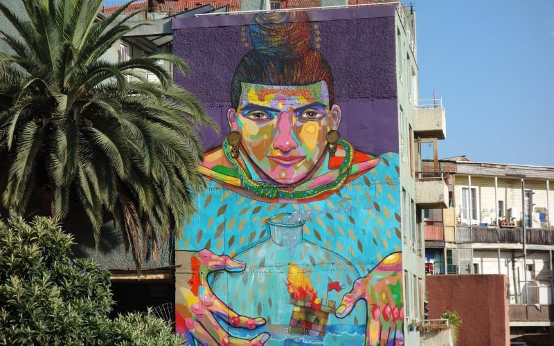  Tour de Grafitis: Murales Icónicos de Valparaíso - main image