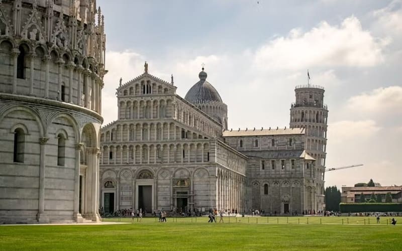 Pisa highlights tour with Leaning Tower entry from Florence - main image
